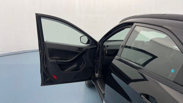 Second-hand 2022 Tata Nexon XZA Plus Dark Edition for sale in Lucknow-25