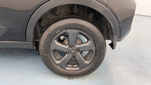 Second-hand 2022 Tata Nexon XZA Plus Dark Edition for sale in Lucknow-19