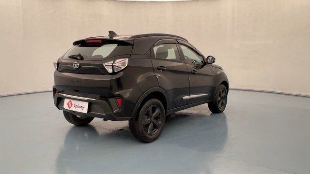 Second-hand 2022 Tata Nexon XZA Plus Dark Edition for sale in Lucknow-3