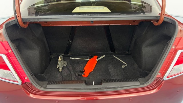 Second-hand 2018 Maruti Dzire VXI for sale in Kanpur-9