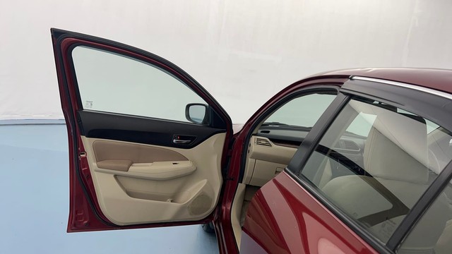 Second-hand 2018 Maruti Dzire VXI for sale in Kanpur-32