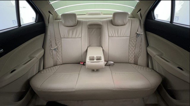 Second-hand 2018 Maruti Dzire VXI for sale in Kanpur-23