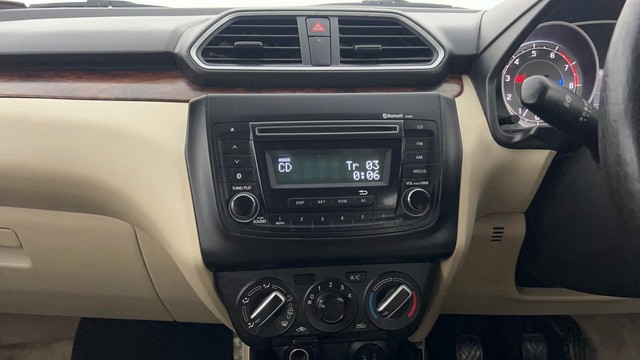 Second-hand 2018 Maruti Dzire VXI for sale in Kanpur-28