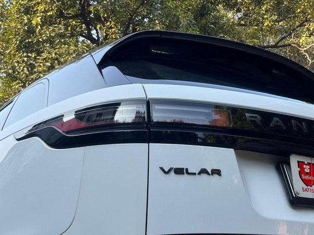Second-hand 2023 Land Rover Range Rover Velar Dynamic HSE for sale in New Delhi-14