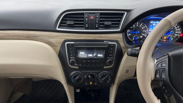 Second-hand 2021 Maruti Ciaz 1.4 Sigma for sale in Kanpur-32