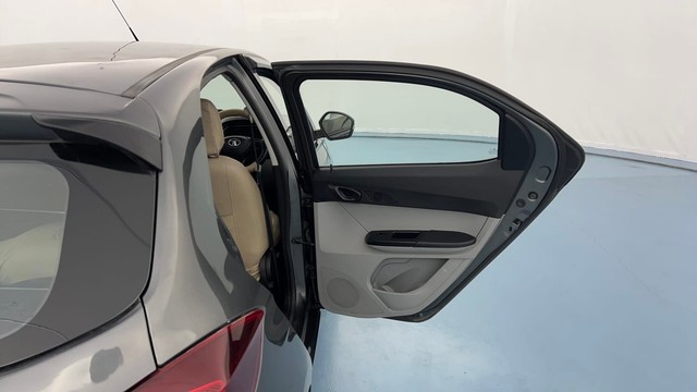 Second-hand 2020 Tata Tiago 1.2 Revotron XT for sale in Kanpur-28