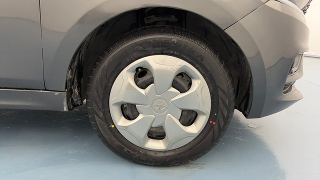 Second-hand 2020 Tata Tiago 1.2 Revotron XT for sale in Kanpur-17