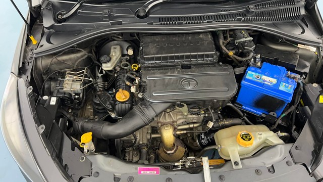 Second-hand 2020 Tata Tiago 1.2 Revotron XT for sale in Kanpur-34