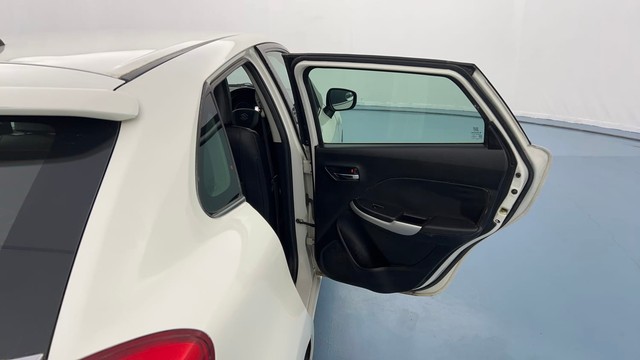 Second-hand 2015 Maruti Baleno Zeta Diesel for sale in Lucknow-25