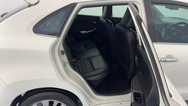 Second-hand 2015 Maruti Baleno Zeta Diesel for sale in Lucknow-37