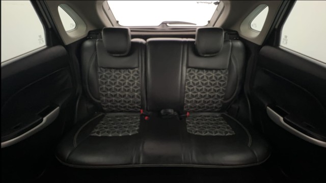 Second-hand 2015 Maruti Baleno Zeta Diesel for sale in Lucknow-27