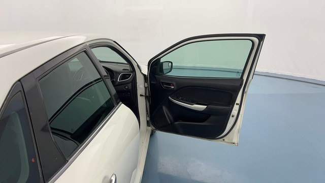 Second-hand 2015 Maruti Baleno Zeta Diesel for sale in Lucknow-16