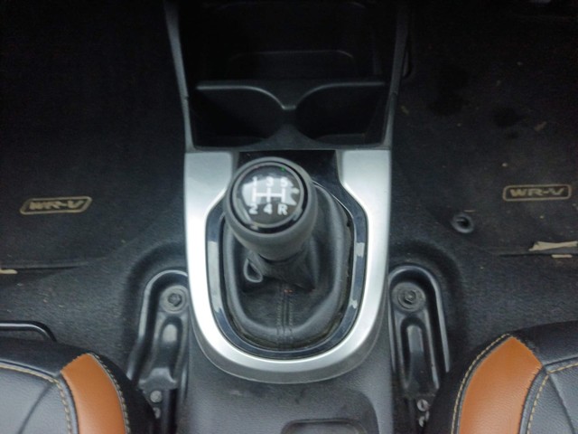 Second-hand 2018 Honda WR-V i-VTEC S for sale in Visakhapatnam-12