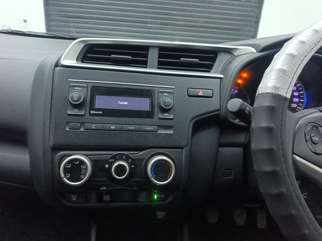 Second-hand 2018 Honda WR-V i-VTEC S for sale in Visakhapatnam-39