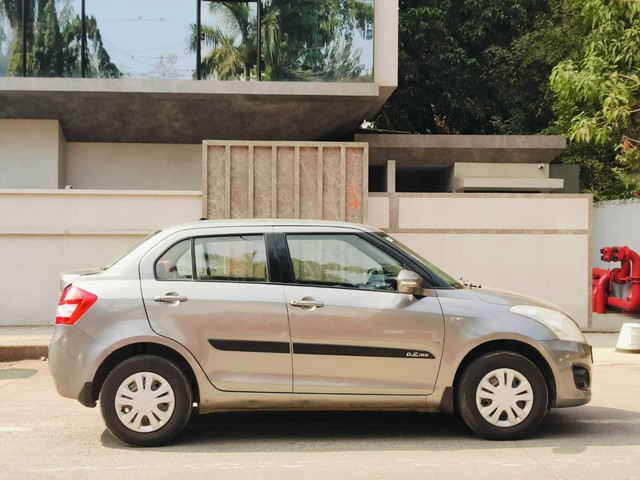 Second-hand 2013 Maruti Swift Dzire VXI for sale in Mumbai-1