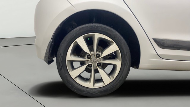 Second-hand 2015 Hyundai i20 Asta 1.2 for sale in Bangalore-25