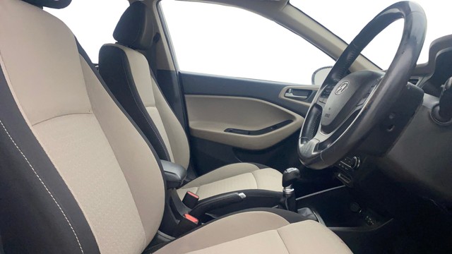 Second-hand 2015 Hyundai i20 Asta 1.2 for sale in Bangalore-15