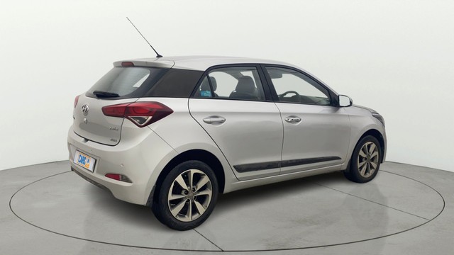 Second-hand 2015 Hyundai i20 Asta 1.2 for sale in Bangalore-2