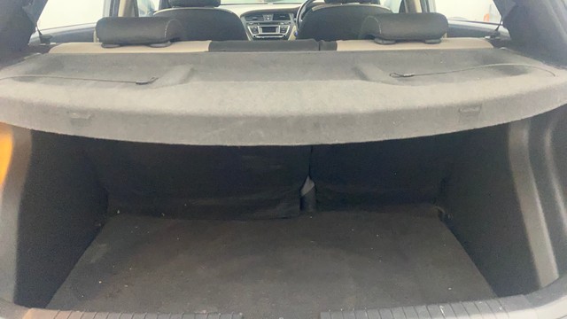 Second-hand 2015 Hyundai i20 Asta 1.2 for sale in Bangalore-19