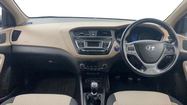 Second-hand 2015 Hyundai i20 Asta 1.2 for sale in Bangalore-10