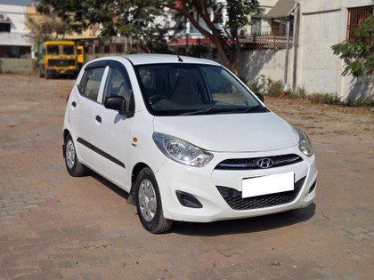 Hyundai i10 Magna 1.1L Second-hand 2014 Hyundai i10 Magna 1.1L for sale in Ahmedabad