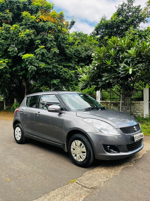 Second-hand 2014 Maruti Swift VVT VXI for sale in Nagpur-7