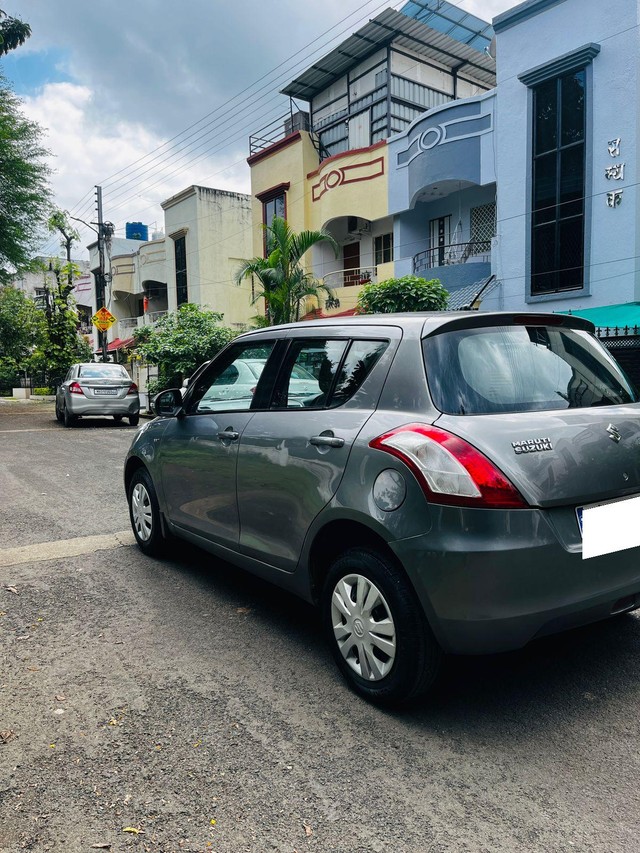 Second-hand 2014 Maruti Swift VVT VXI for sale in Nagpur-4
