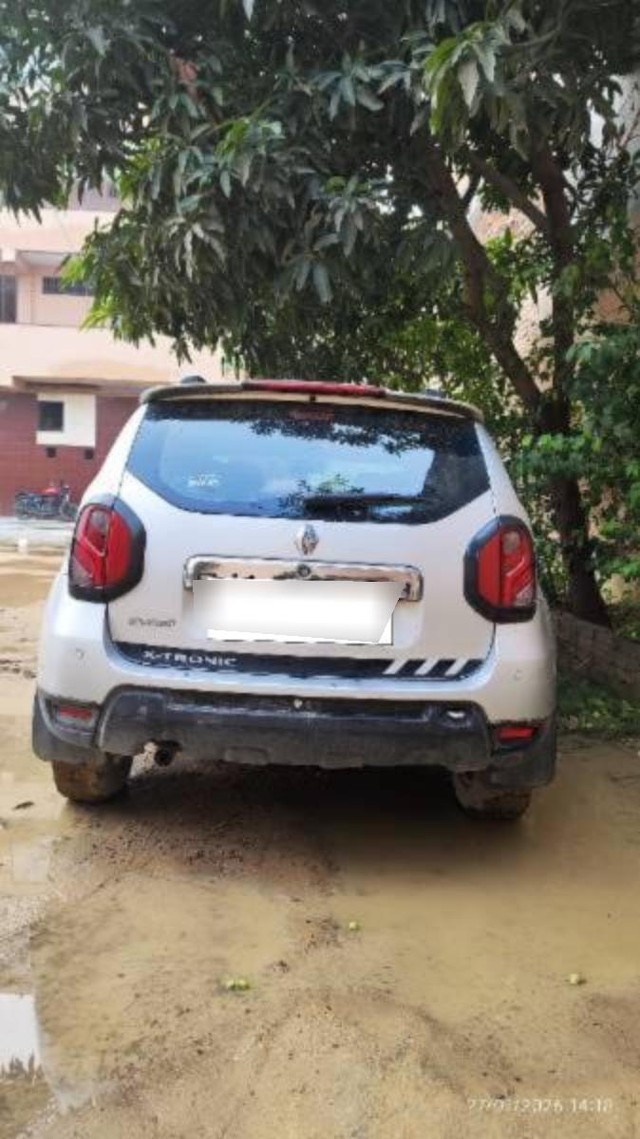 Second-hand 2017 Renault Duster Petrol RXS CVT for sale in New Delhi-1