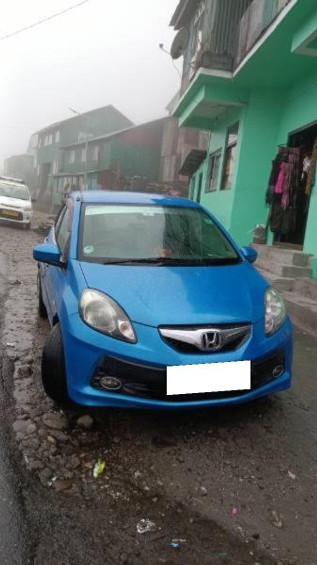 Second-hand 2012 Honda Brio E MT for sale in Siliguri-0