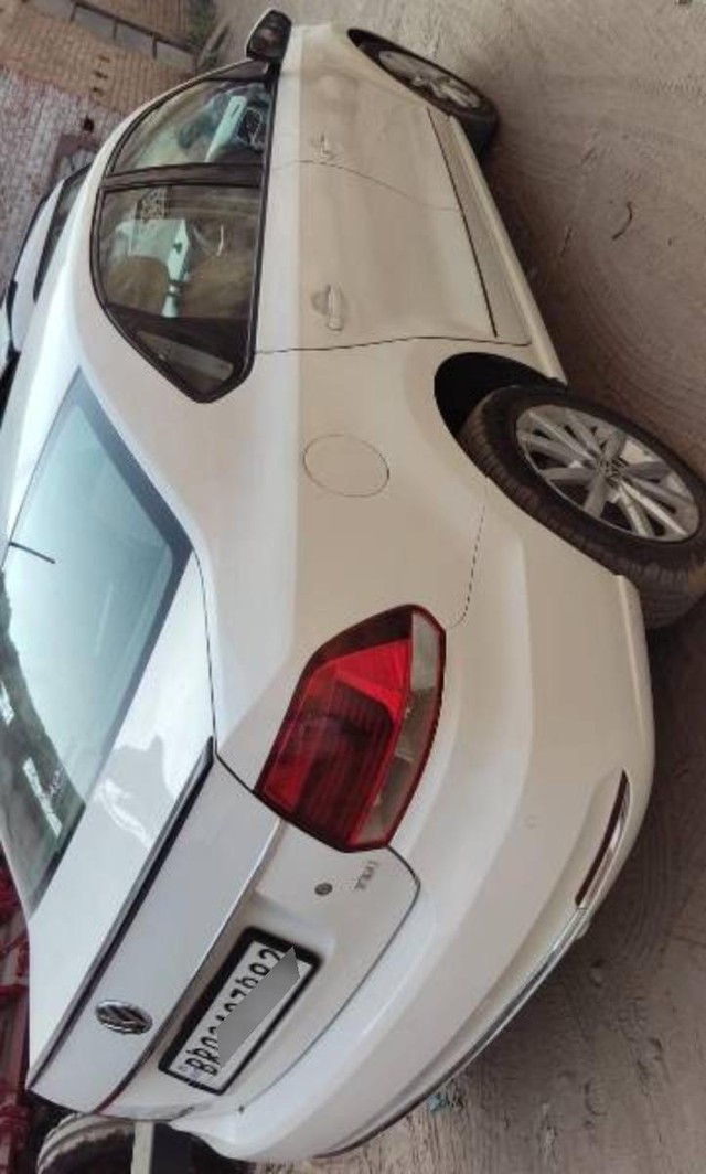 Second-hand 2018 Volkswagen Vento 1.5 TDI Highline Plus AT for sale in Gaya-8
