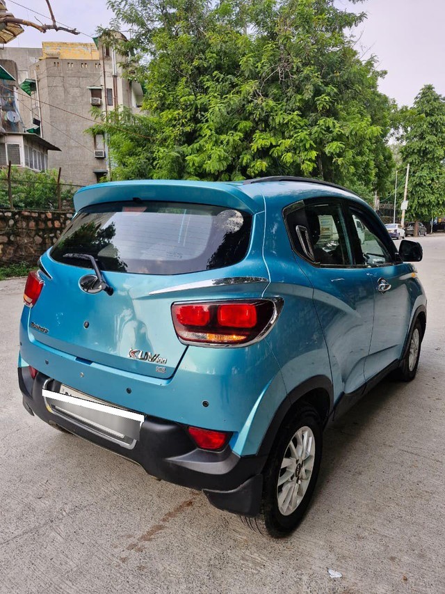 Second-hand 2017 Mahindra KUV 100 mFALCON G80 K8 Dual Tone for sale in New Delhi-8