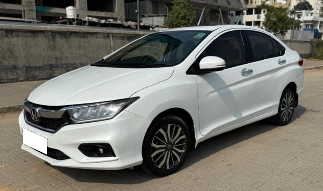 Second-hand 2019 Honda City ZX MT for sale in Ahmedabad-5