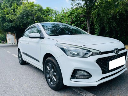 Hyundai i20 Petrol Asta Second-hand 2019 Hyundai i20 Petrol Asta for sale in New Delhi
