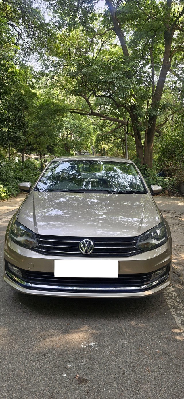Second-hand 2017 Volkswagen Vento 1.2 TSI Highline AT for sale in New Delhi-4