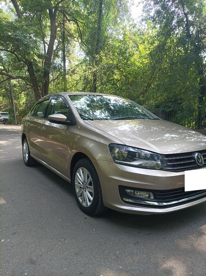 Second-hand 2017 Volkswagen Vento 1.2 TSI Highline AT for sale in New Delhi