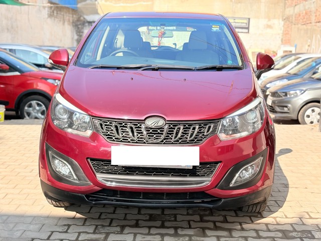 Second-hand 2019 Mahindra Marazzo M8 for sale in Agra-3