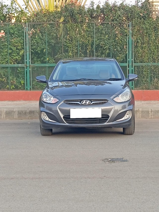 Second-hand 2012 Hyundai Verna 1.4 CRDi for sale in Surat-4