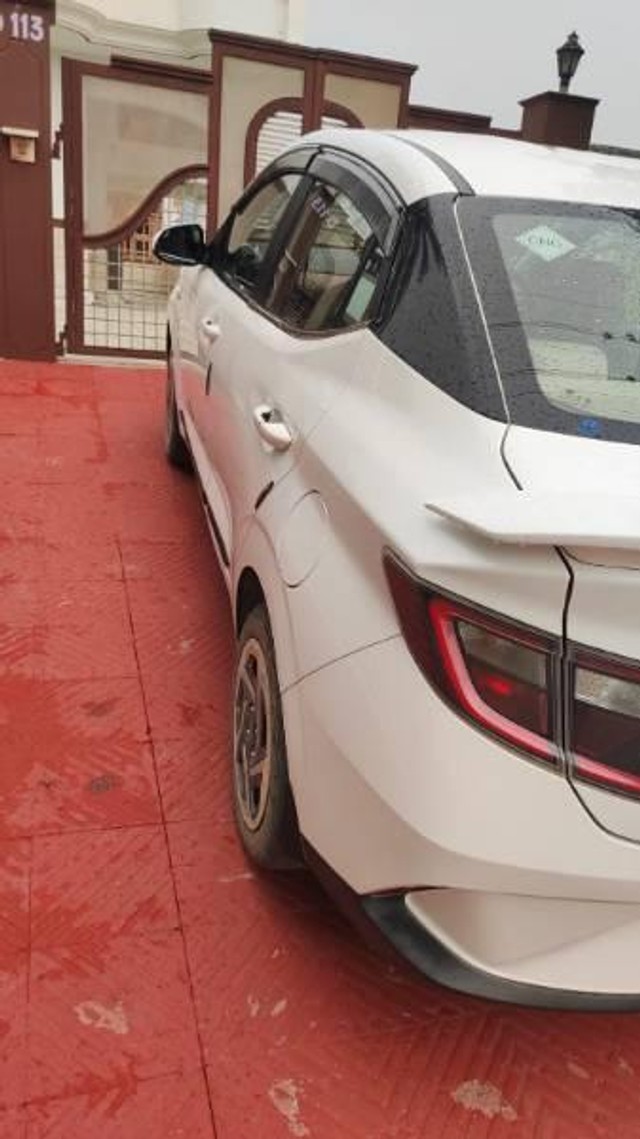 Second-hand 2023 Hyundai Aura S CNG for sale in Alwar-7