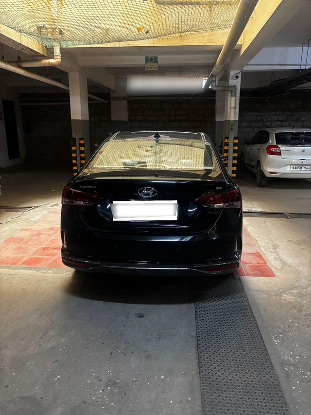 Second-hand 2020 Hyundai Verna SX for sale in Bangalore-2