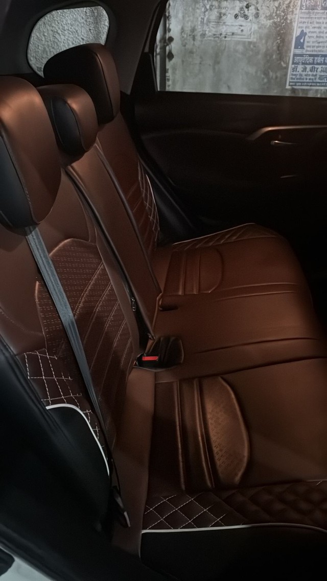 Second-hand 2024 Maruti Suzuki Grand Vitara Delta for sale in Balaghat-4