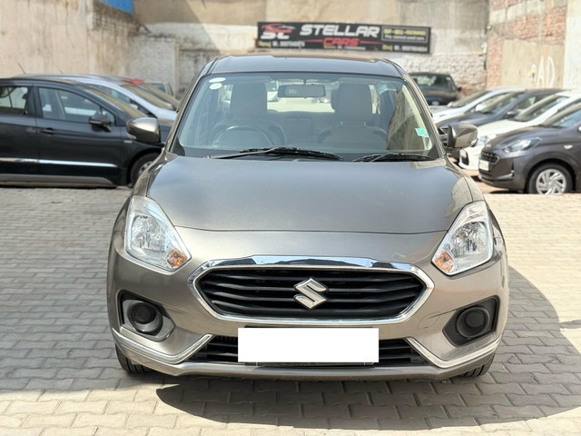 Second-hand 2018 Maruti Swift Dzire AMT VDI for sale in Agra-4