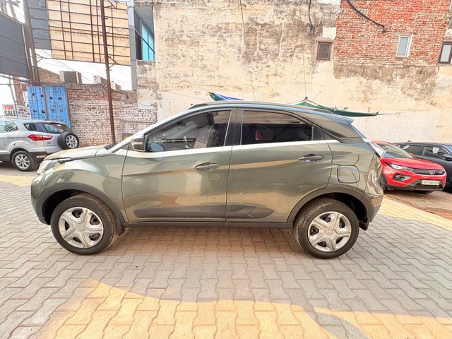 Second-hand 2023 Tata Nexon XM S for sale in Agra-3