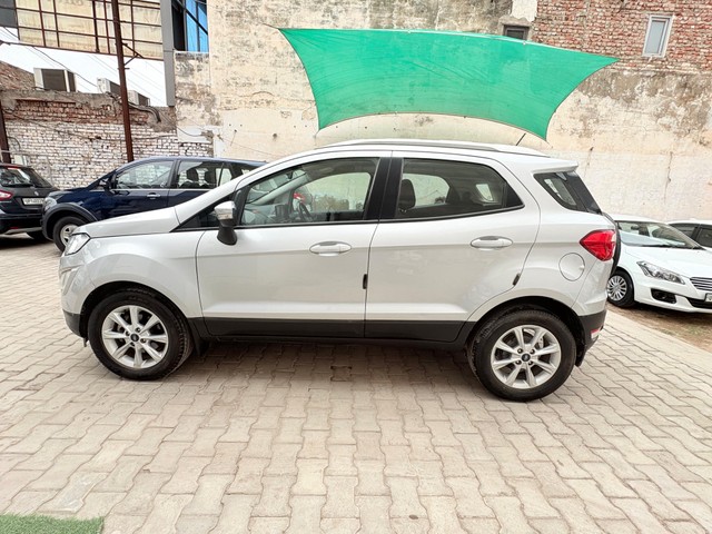 Second-hand 2019 Ford Ecosport 1.5 Petrol Titanium BSIV for sale in Agra-4