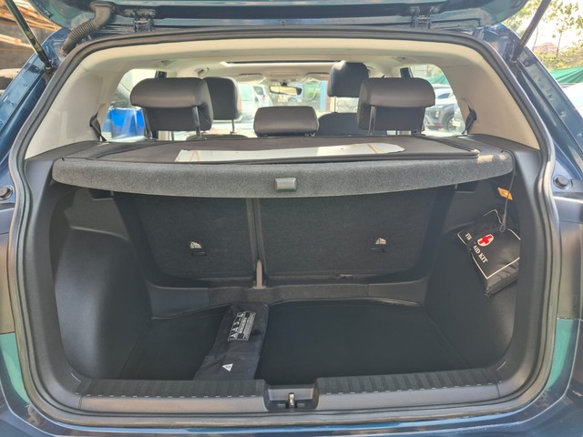 Second-hand 2023 Volkswagen Taigun 1.0 TSI Topline BSVI for sale in Mumbai-16