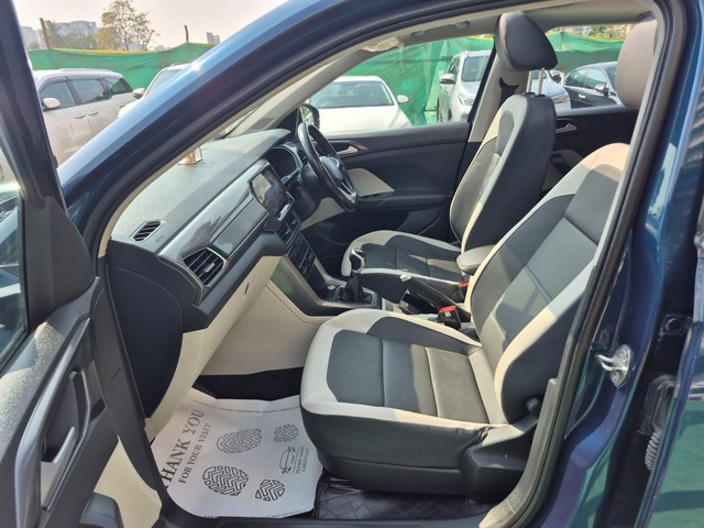 Second-hand 2023 Volkswagen Taigun 1.0 TSI Topline BSVI for sale in Mumbai-21