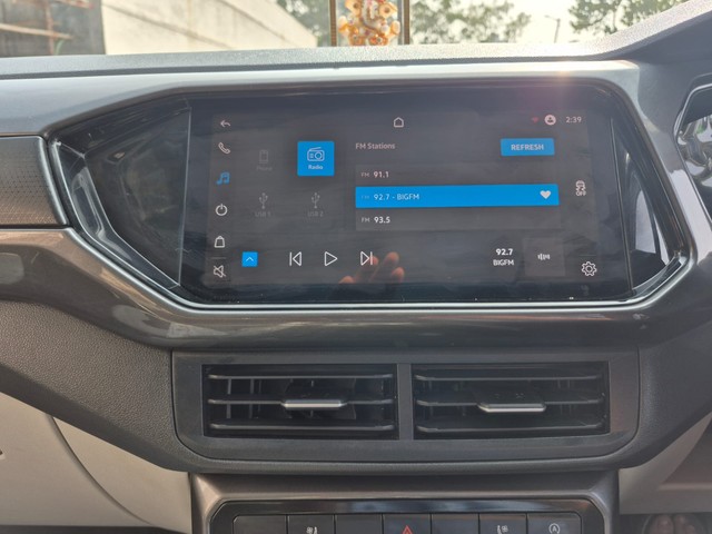 Second-hand 2023 Volkswagen Taigun 1.0 TSI Topline BSVI for sale in Mumbai-11