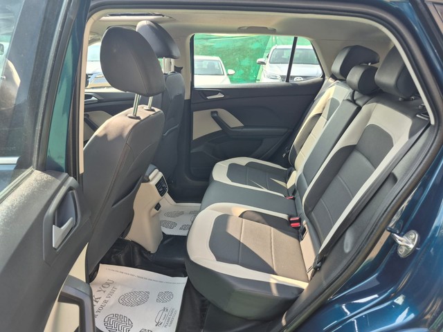 Second-hand 2023 Volkswagen Taigun 1.0 TSI Topline BSVI for sale in Mumbai-12