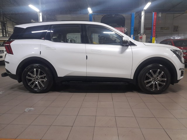 Second-hand 2022 Mahindra XUV700 AX7 BSVI for sale in Bangalore-1