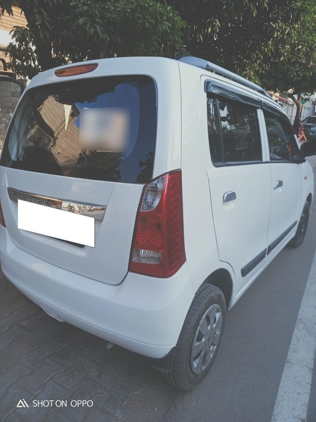 Second-hand 2018 Maruti Wagon R LXI CNG for sale in Agra-6