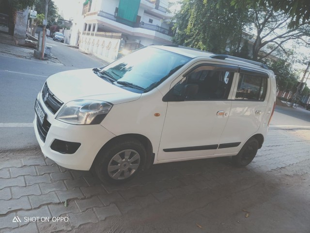 Second-hand 2018 Maruti Wagon R LXI CNG for sale in Agra-11